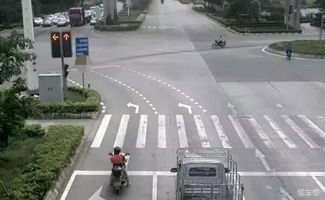 汽车换个转弯灯多少